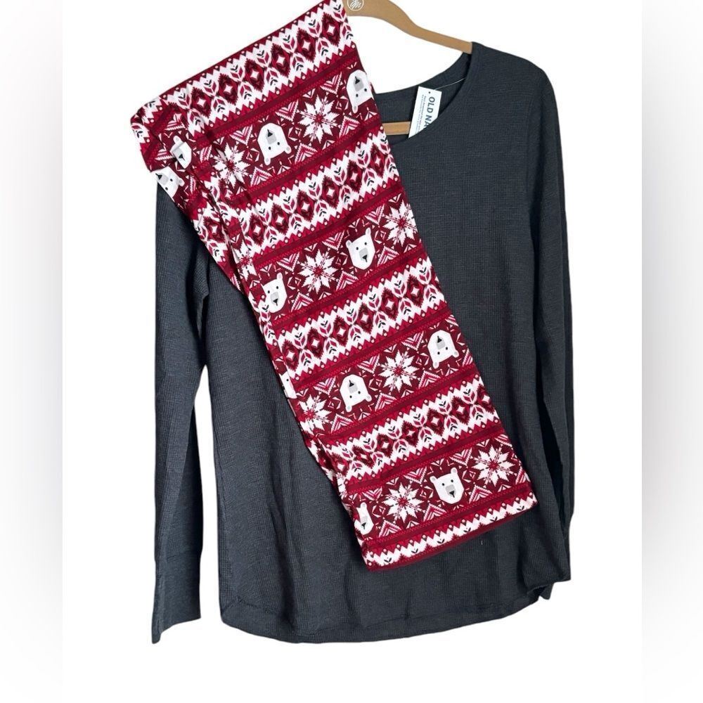 NWT Holiday Christmas Winter PJ Set M L